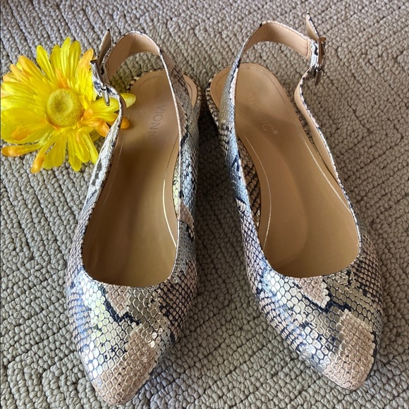 Vionic Women's Snakeskin Slingback Flats - Picture 1 of 7